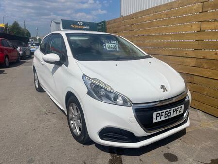 PEUGEOT 208 1.2 PureTech Active